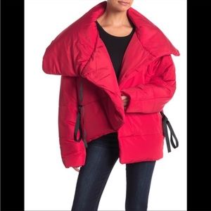 NWT Romeo & Juliet Couture Oversized Puffy Coat large